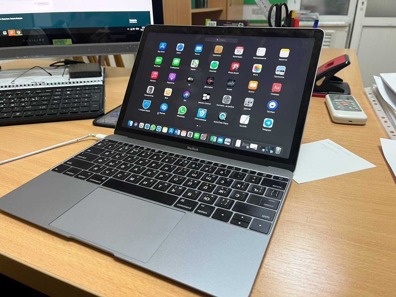 MacBook 2015 12 inc. Retina