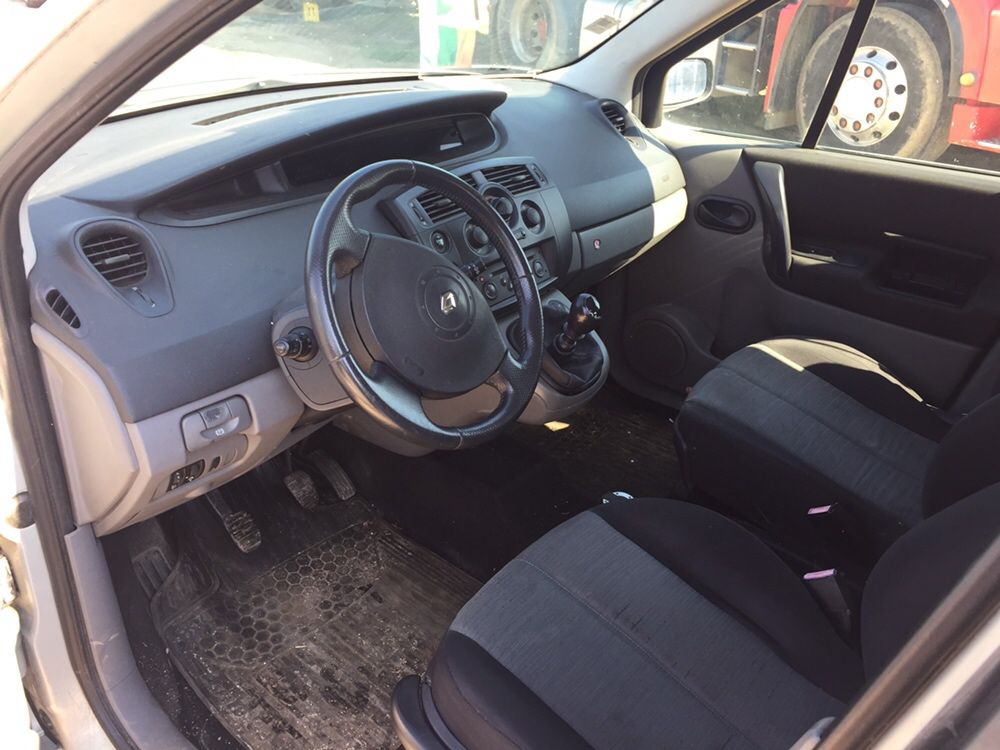 Renault Scenic 1.9dCi 120к.с на части