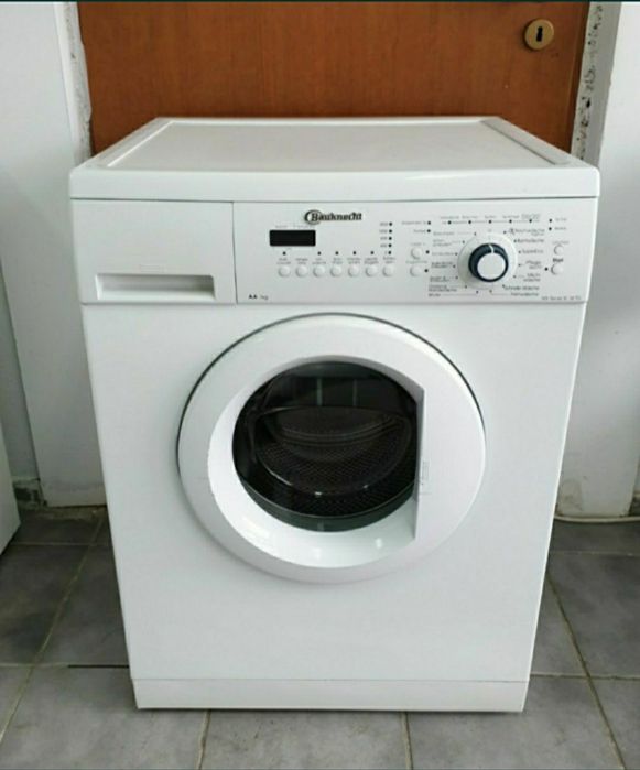 LICHIDARE DE STOC.  Masina de spălat rufe Whirlpool  / awd 55331