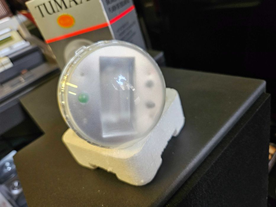 Компактна светкавица на фасунга TUMAX S-30