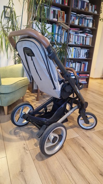 Carucior Nio Mutsy 2 in 1 (landou si partea sport)