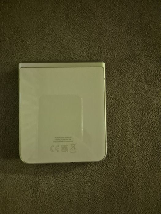 Samsung galaxy z flip 3