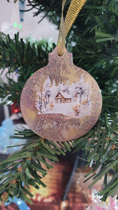 Коледна украса от епоксидна смола