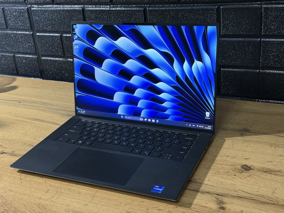 Dell Precision 5560 i7-11800H / 16 / 1TB / RTX A2000