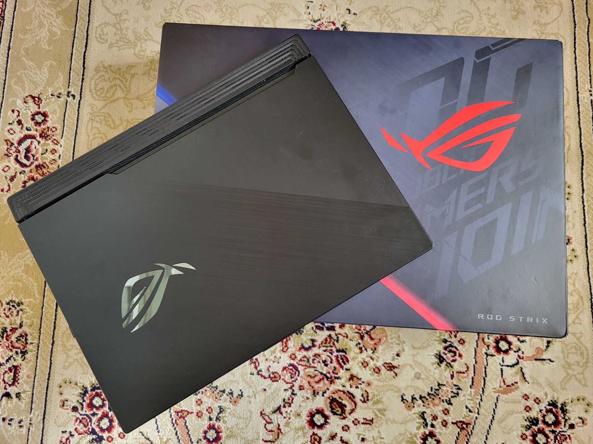 Asus ROG Strix игровой ноутбук