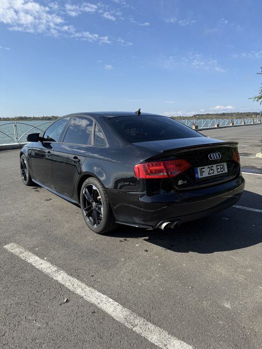 Audi a4 B8 2010 2.0 TDI 143CP