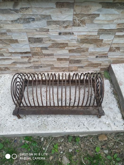 Grătar cos fum,fier masiv,vechime 100ani