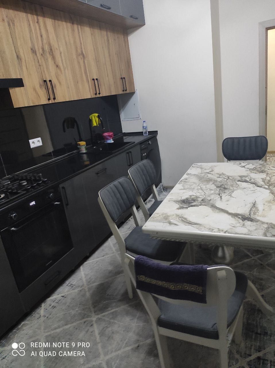 Olmozor city da 3 honali uy arendaga beriladi.