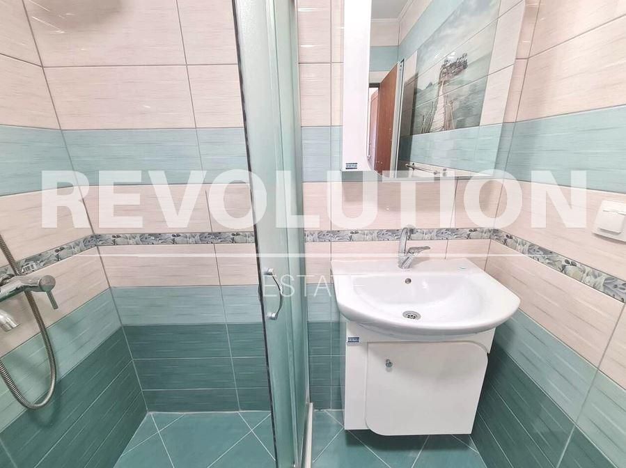 Дава се под наем Двустаен апартамент в Варна, Бриз - 72 кв.м за 575 € - Снимка #5