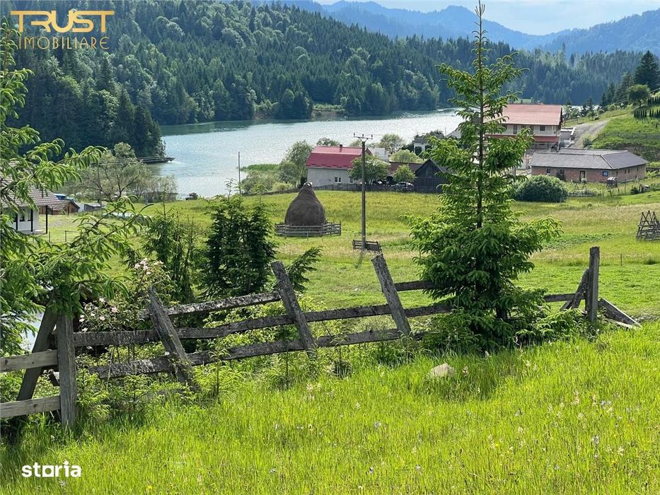 Teren intravilan Colibita cu utilitati 3000 mp