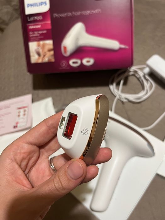 Фотоепилатор Philips Lumea SC1997/00