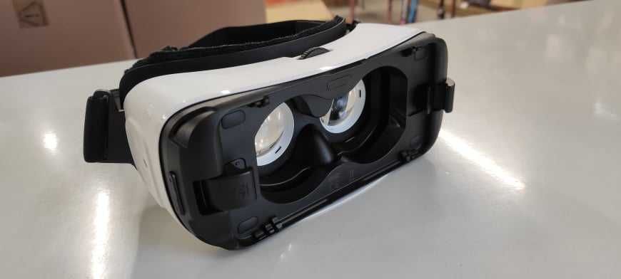 Очила за виртуална реалност Samsung Galaxy Gear VR SM-R322