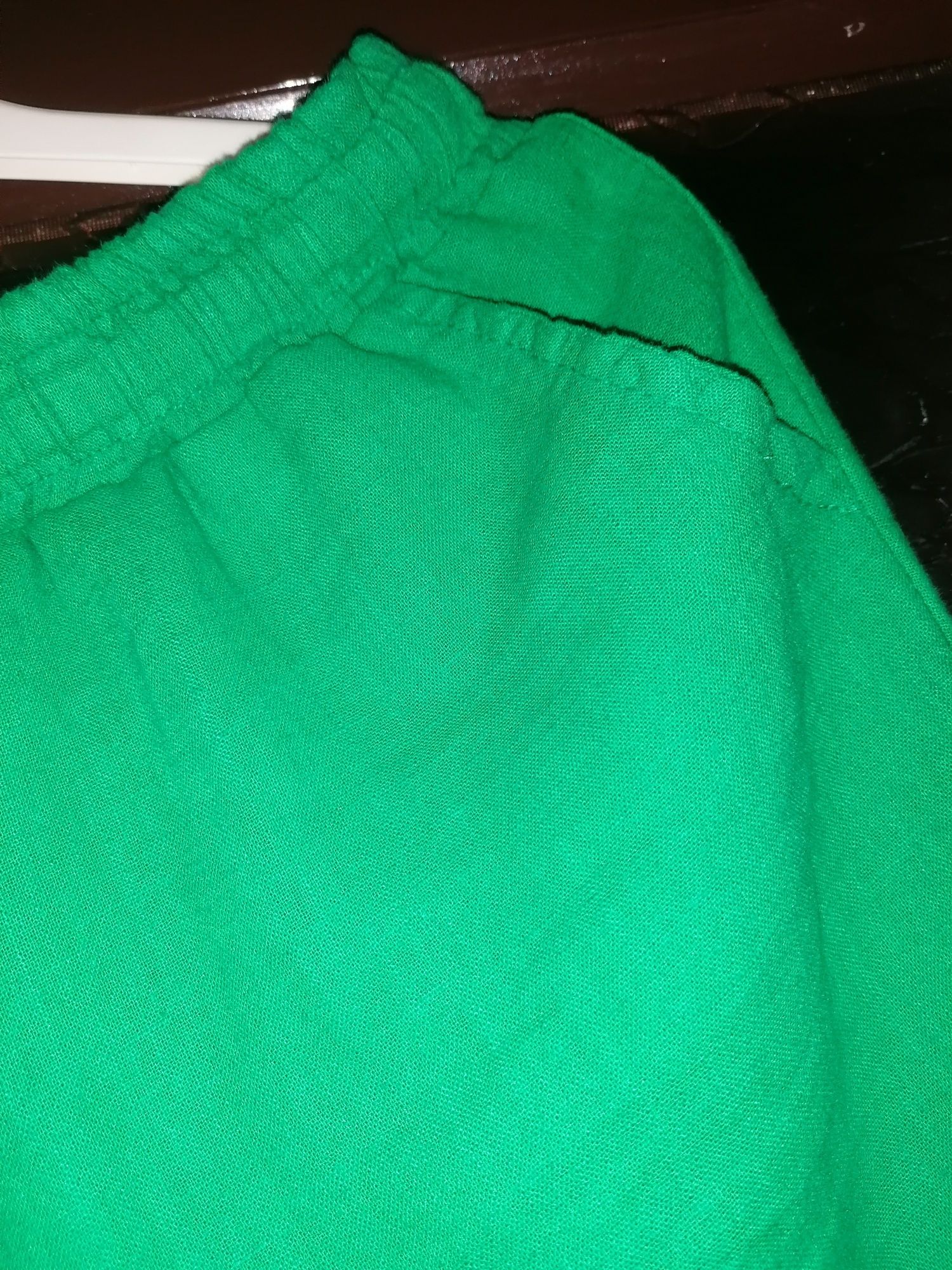 Pantaloni verzi din in