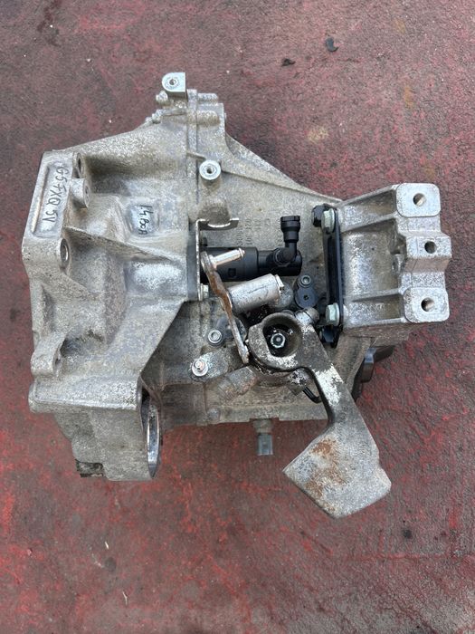 Cutie viteza vw golf 5 motor 1.4 16v BCA cod cutie FXQ