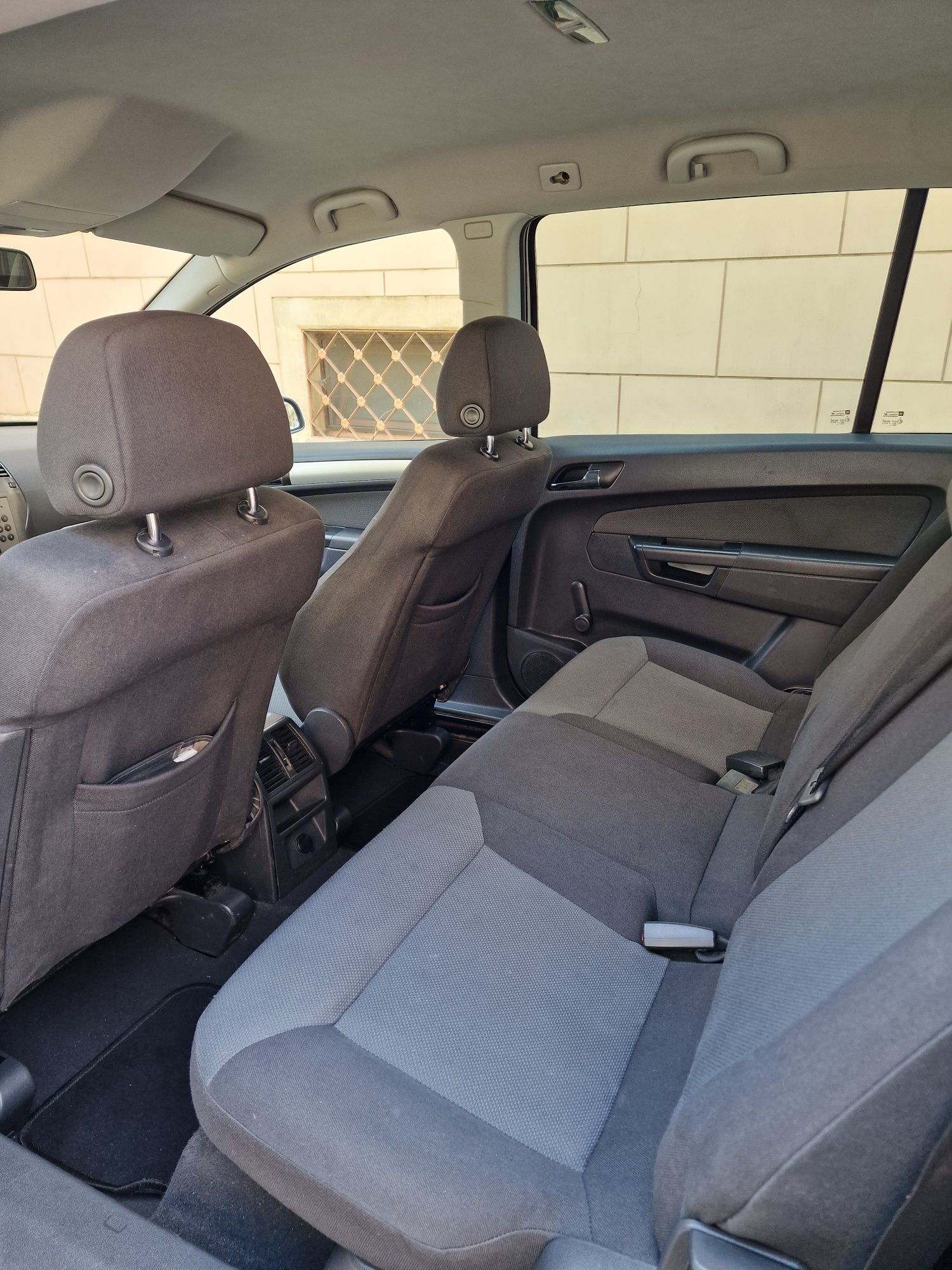 Opel zafira B 1.9 CDTI 2007
