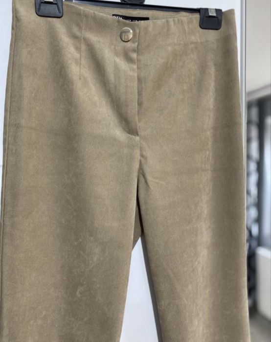 Pantaloni zara noi