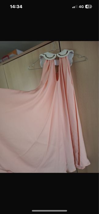 Rochie facuta la comnda. Marimea xs/s, usor transparenta,