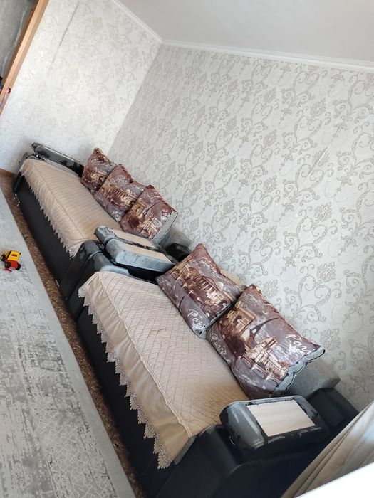 Малый диван, большой диван