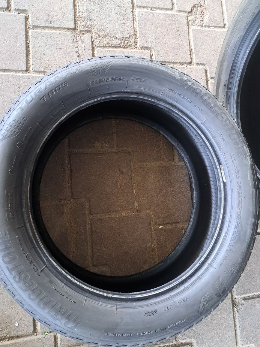 2 anvelope vară 225 50 r18 Bridgestone