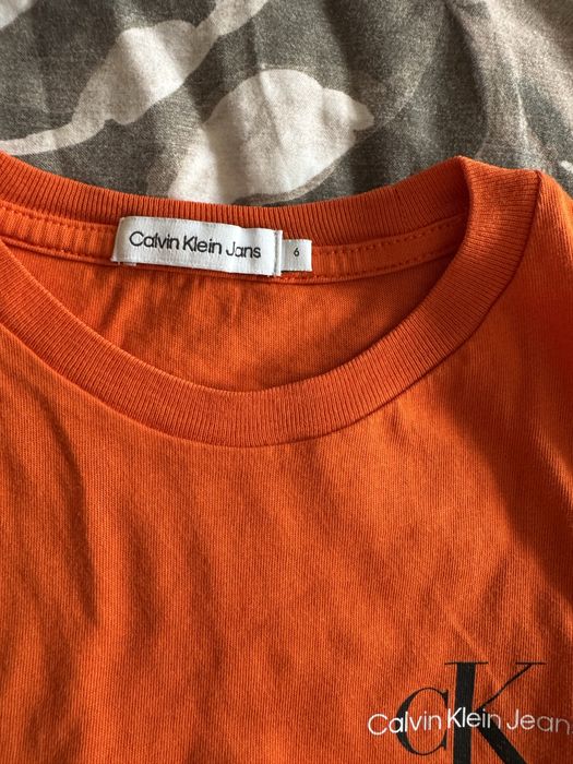 Детски блузи Guess и Calvin Klein Jeans