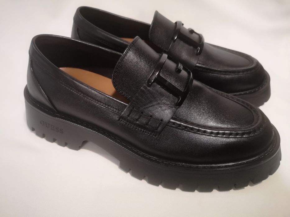 Guess, лоуфъри естествена кожа, номер 41