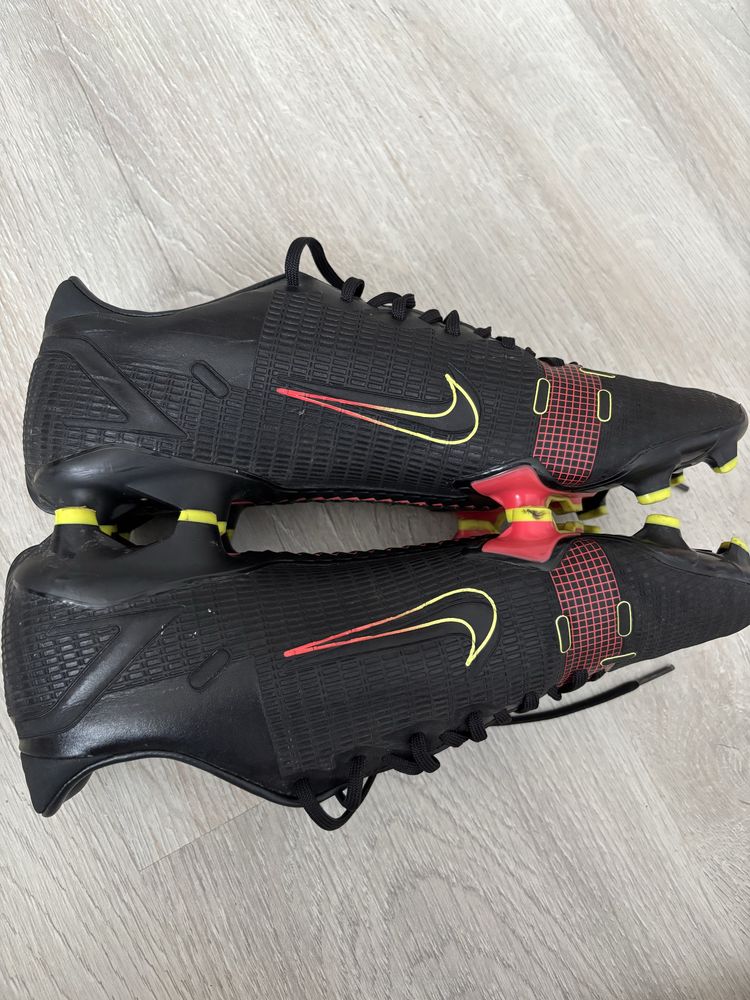 Vând ghete nike mercurial vapor 14 ca noi