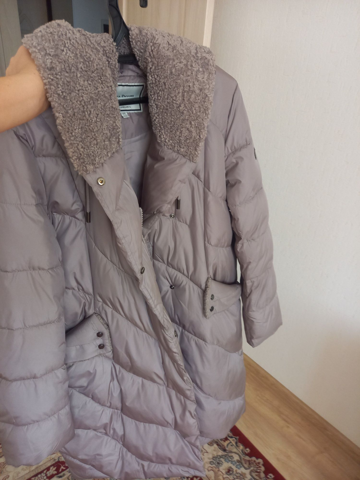 Зимняя куртка, верхняя одежда