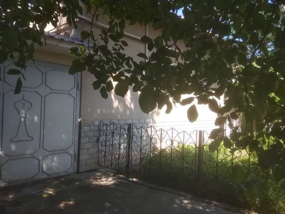 Луначарский продается дом Мирзо Улугбек Соток 10 Фасад 29м