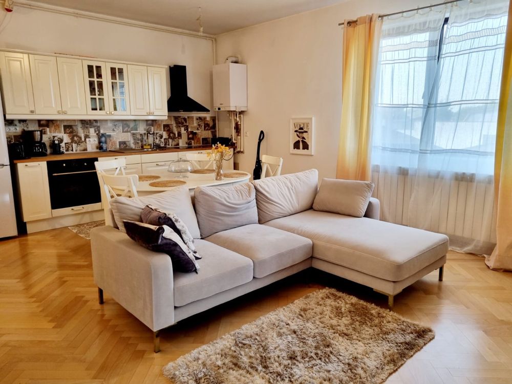 Apartament de vanzare Bucurestii Noi ( Str Jiului)