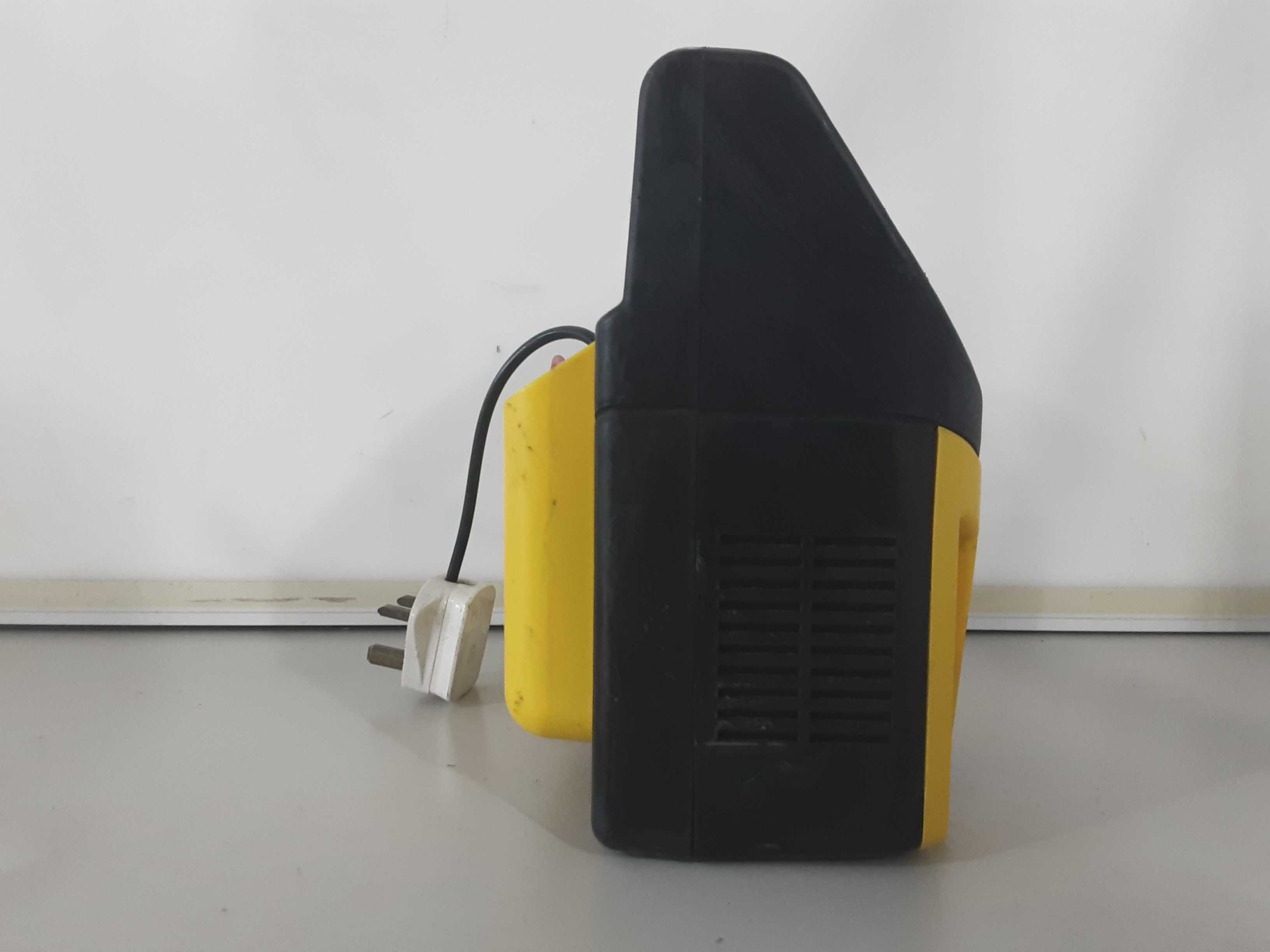 Зарядно за акумулатор - 12  V