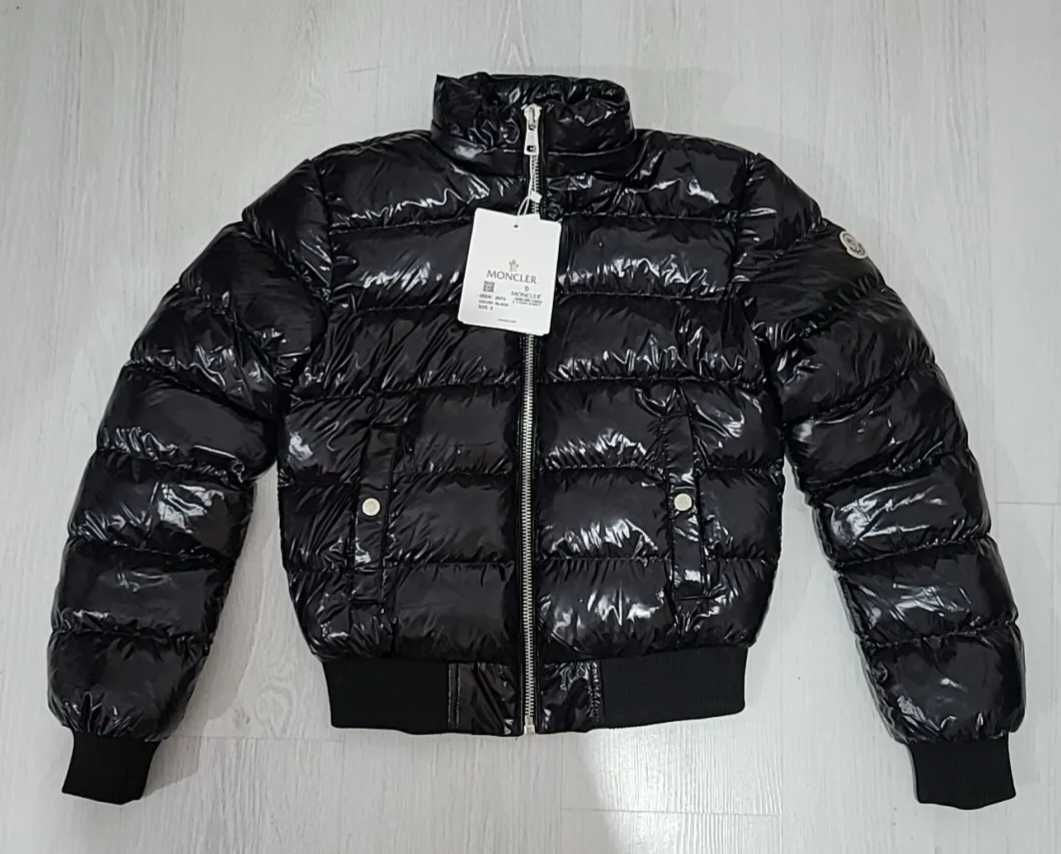 Куртка Moncler женская с капюшоном сьемным (Турция)