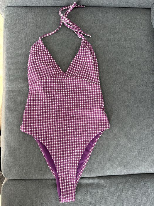 Нов цял бански Pull&Bear