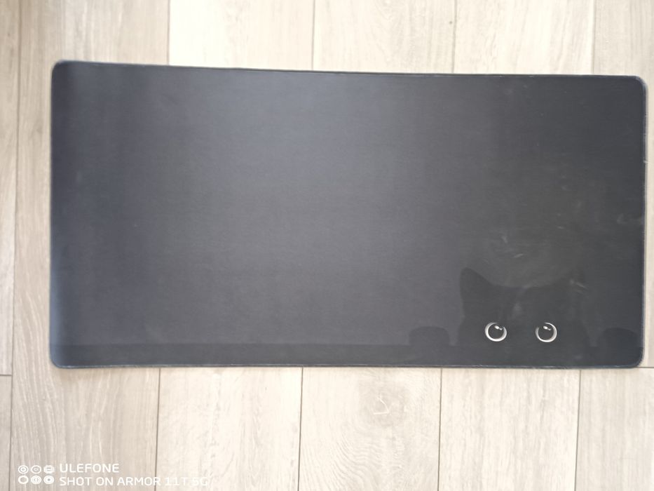 Vand mousepad negru mare