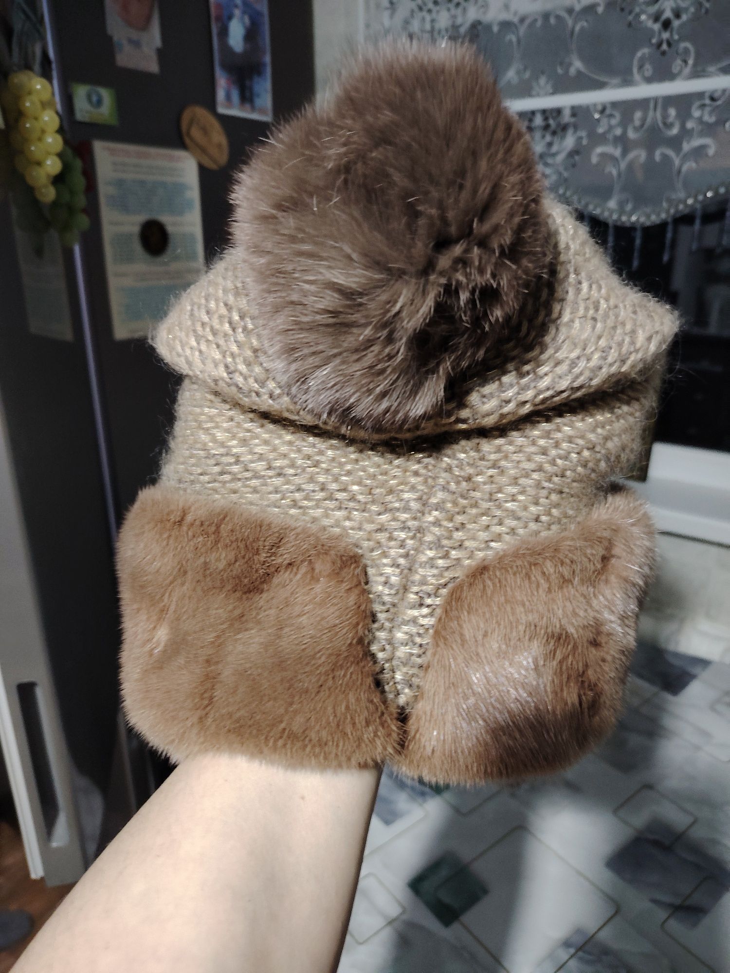 Срочно продам женскую новую зимнюю шапку