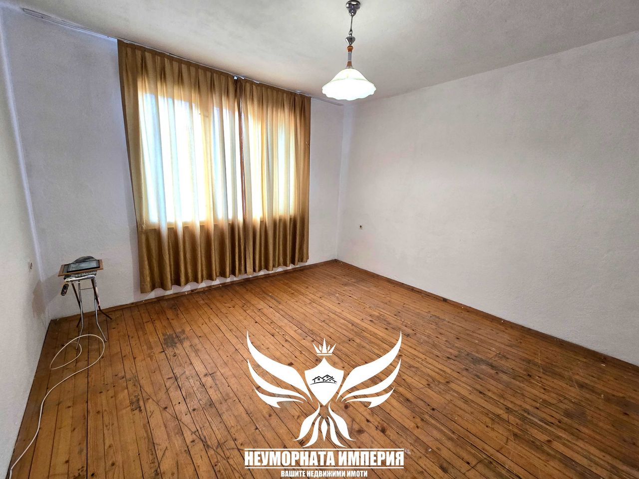 Дава се под наем Тристаен апартамент в Асеновград - 110 кв.м за 310 € - Снимка #10