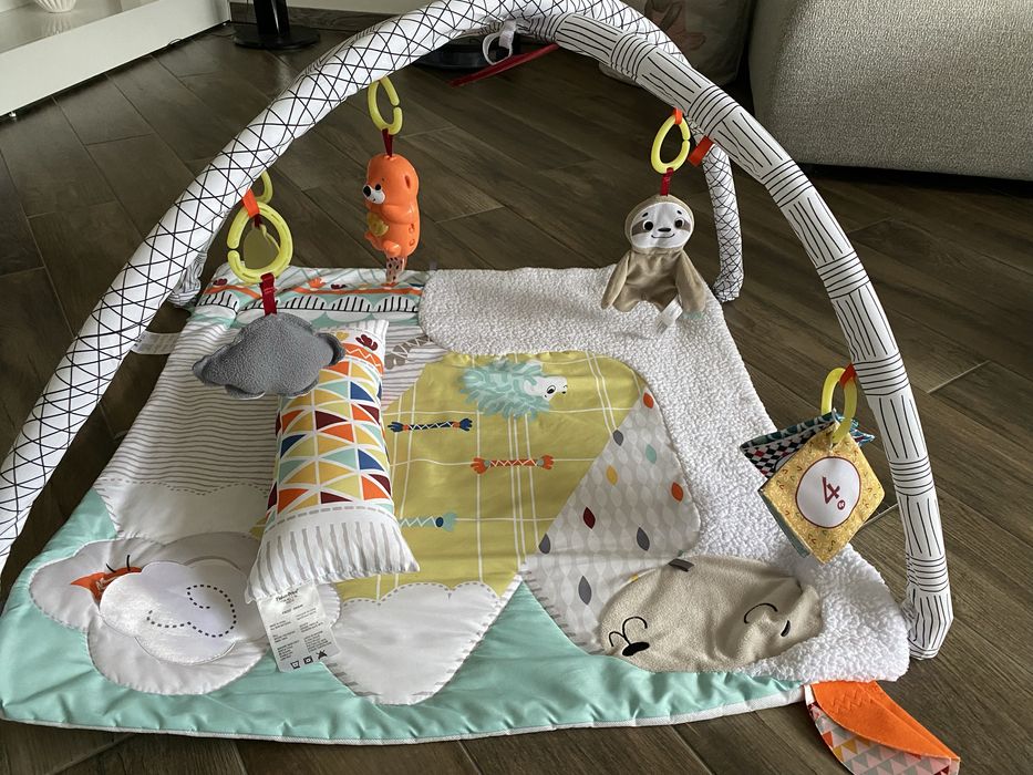 Бебешка гимнастика Fisher Price