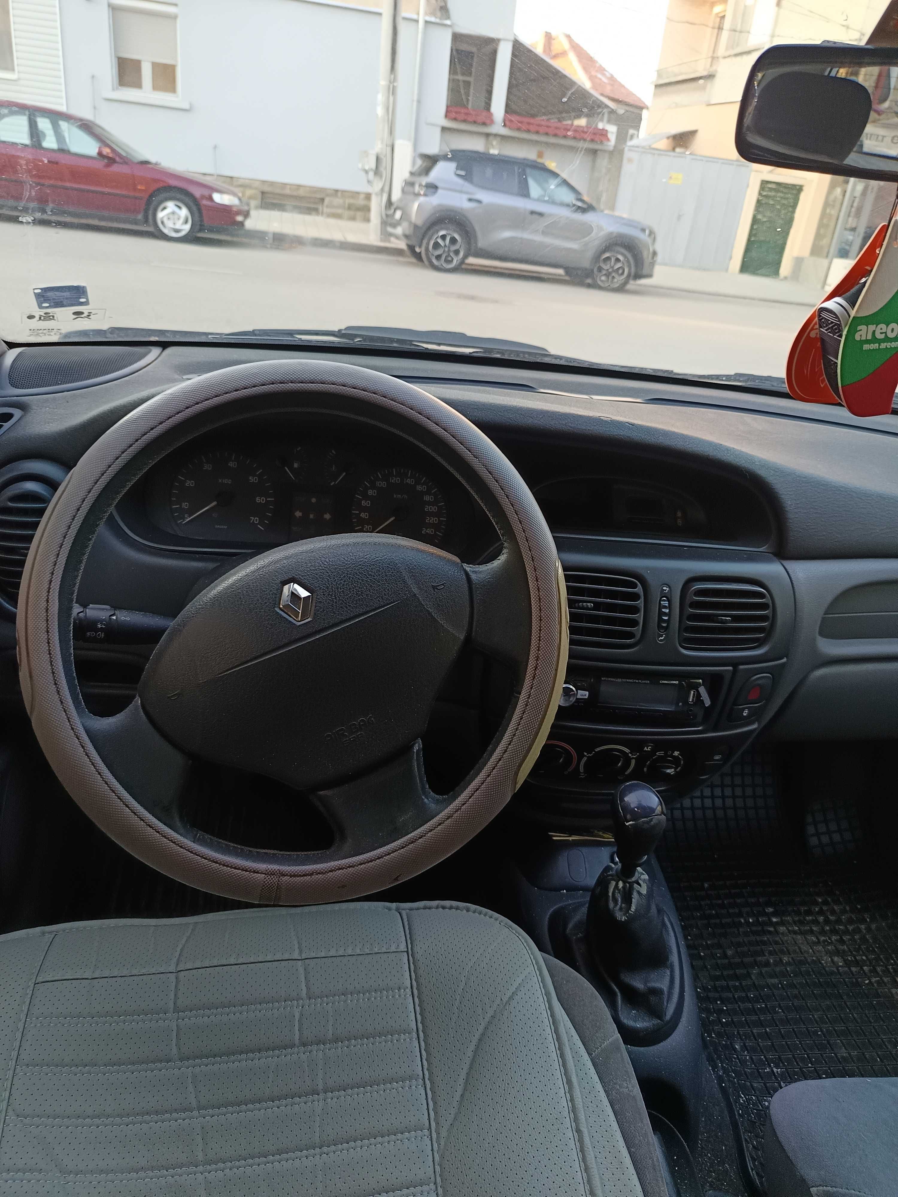Рено Меган 1.9TDI 2005г.
