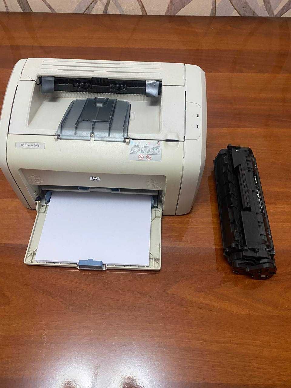 Принтер HP Laserjet 1018 в комплекте