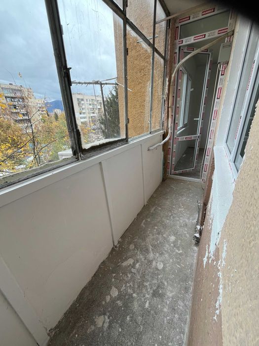 Продава прекрасен апартамент с две спални в кв. Васил Левски