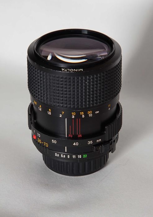 Obiectiv Minolta MD Zoom 35-70mm f/3.5 (diafragmă constantă!)