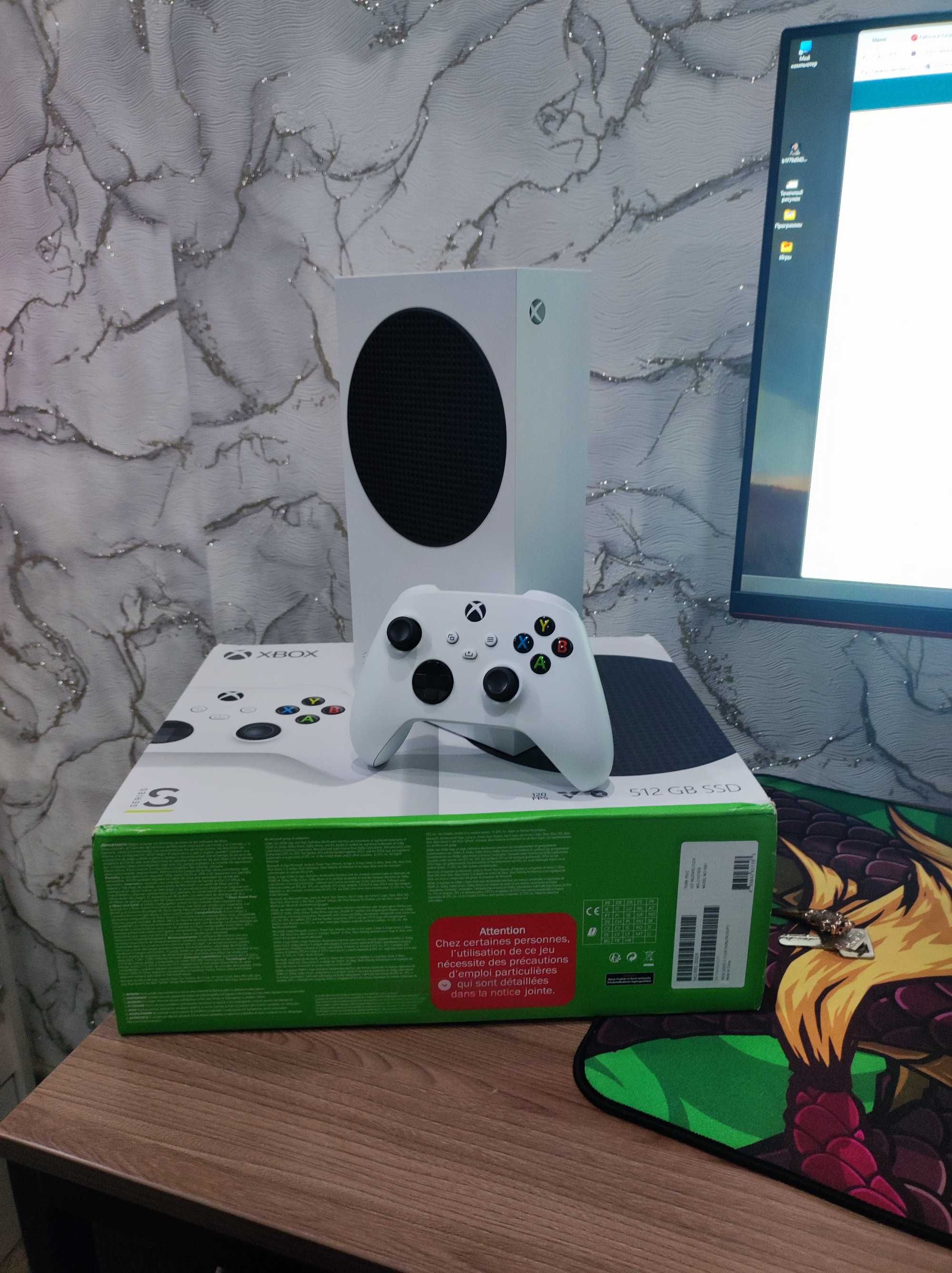 Продам Xbox Series S