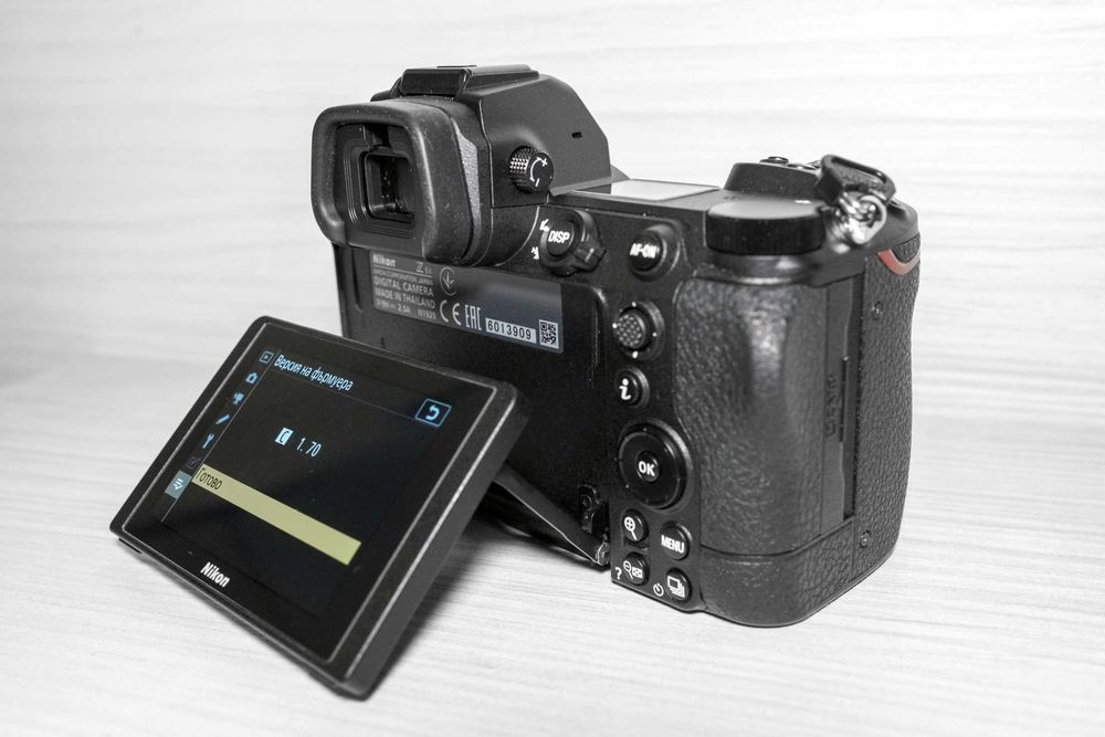 Nikon Z6 II в перфектно състояние на 8979 кадъра