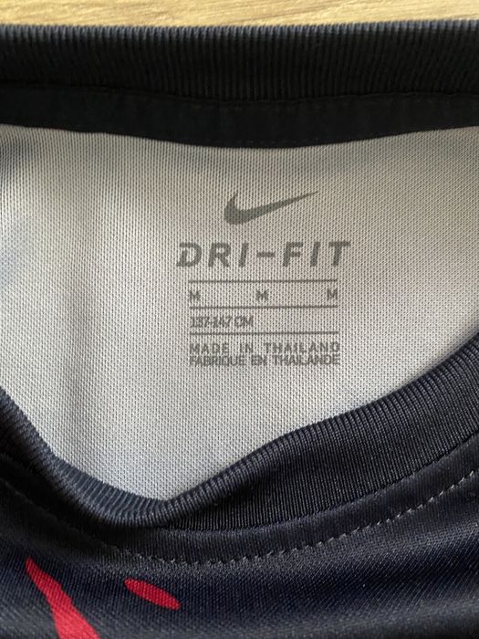 Tricou original Barcelona si Nike Tiempo