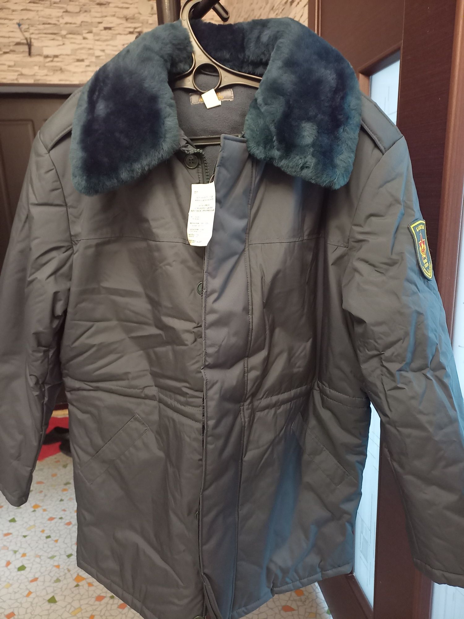 Продам военную зимнюю куртку