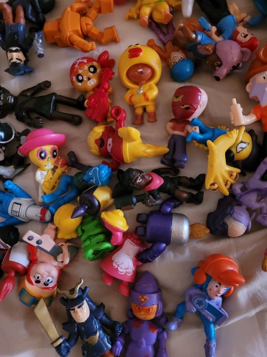 Lot jucării figurine pentru copii 40 bucăți