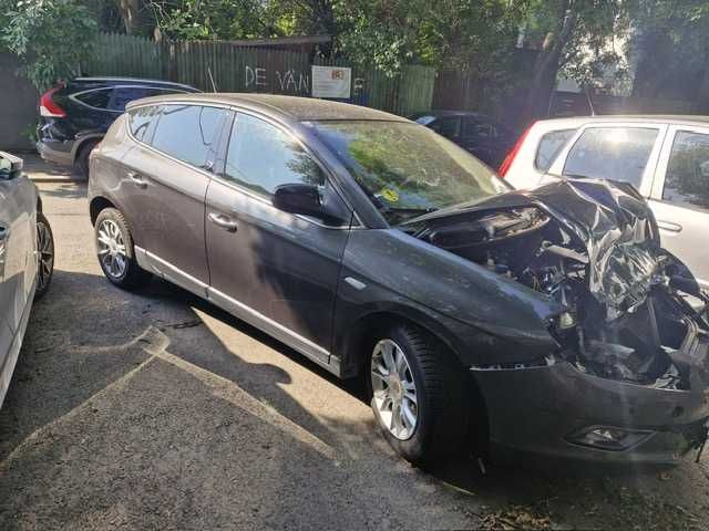 De vanzare Lancia Delta 2012 avariata