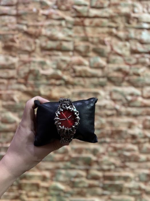 Часы. Alabaster.