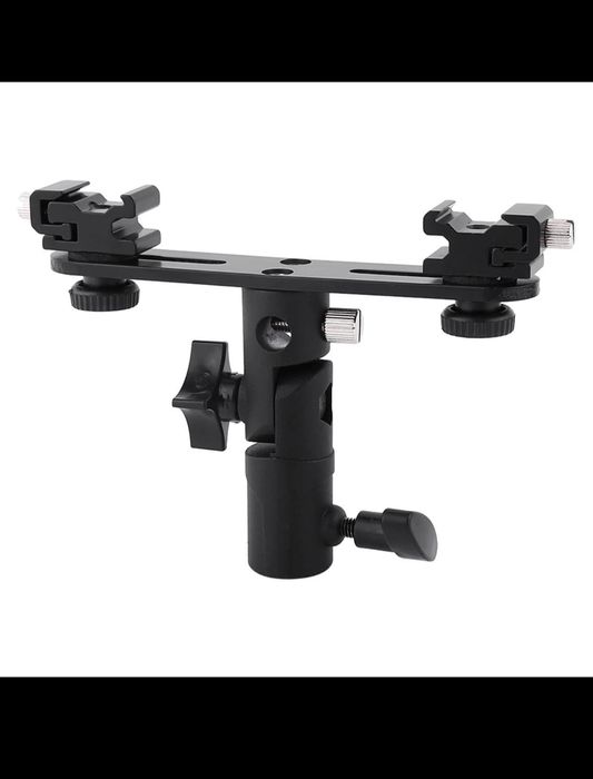 Двойное крепление для вспышек и света