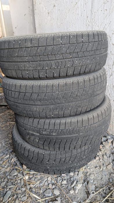Шины зимние bridgestone