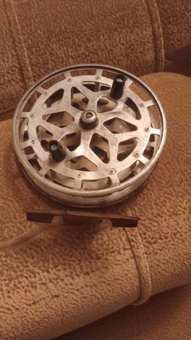 Продам катушку для спиннинга.